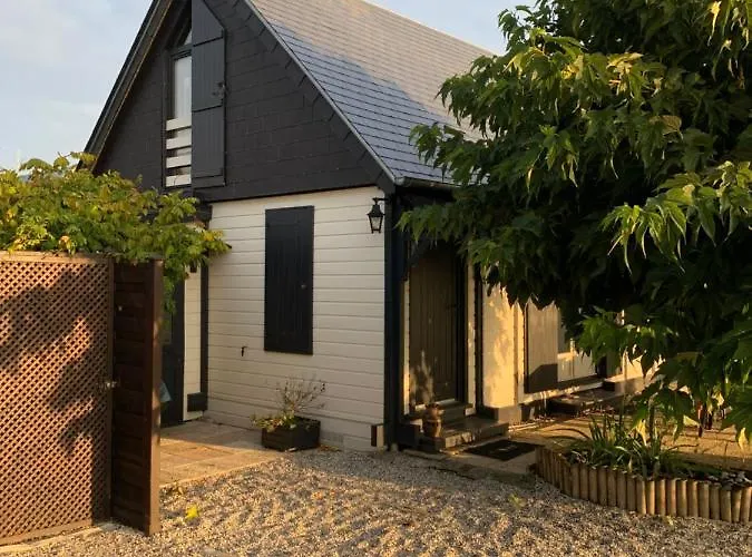 Chalet Bord De Mer 6 Couchages *