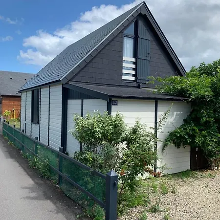 Chalet Bord De Mer 6 Couchages * Merville-Franceville-Plage